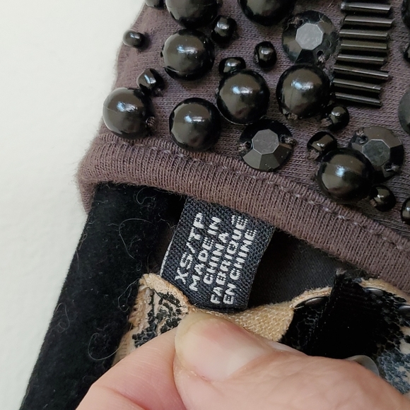 Twelve by Twelve Los Angeles Dark Brown Short Sleeve Ruffle & Beaded Top - Picture 7 of 7